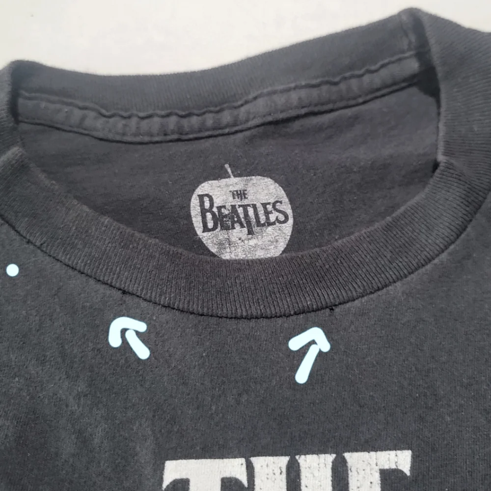 The Beatles Sgt. Pepper Lonely Hearts Club  Band Men's  T- Shirt, 2013 Size L - Picture 6 of 11